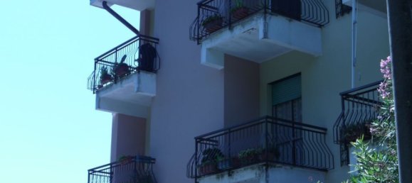 Apartamento de 3 dormitorios en Deiva Marina, Italy No. 342743 4