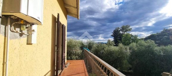 3 Schlafzimmer Haus in Pistoia, Italy, Nr. 110456 5