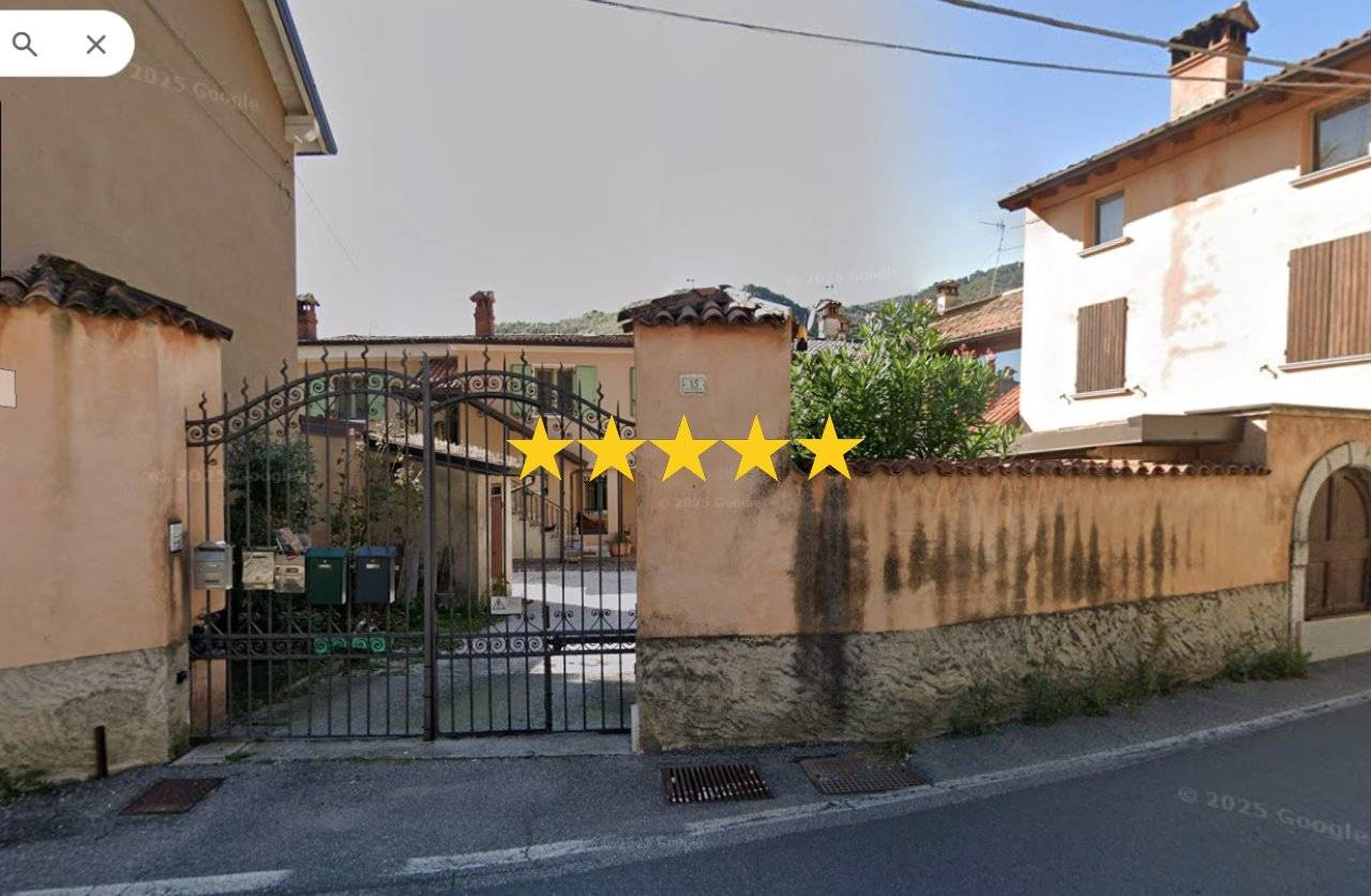 5 bedrooms Apartment in Gussago, Italy No. 372413