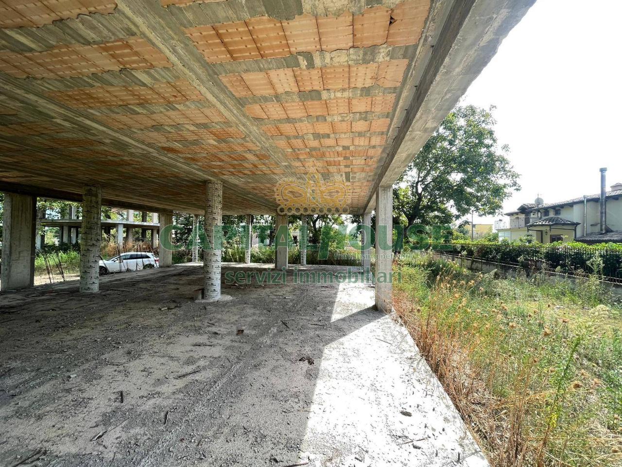 5 rooms Villa in Striano, Italy No. 80180