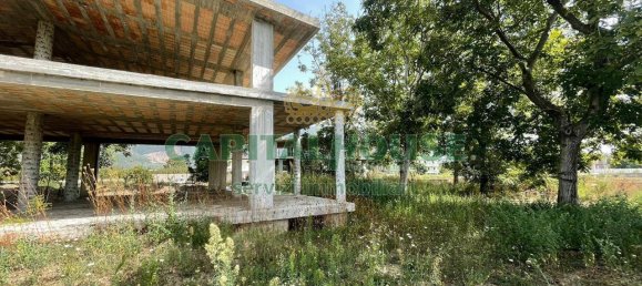 5 rooms Villa in Striano, Italy No. 80180 4