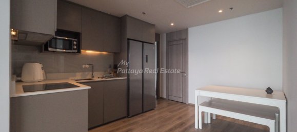 2 bedrooms Condo in Pattaya, Thailand No. 20394 2