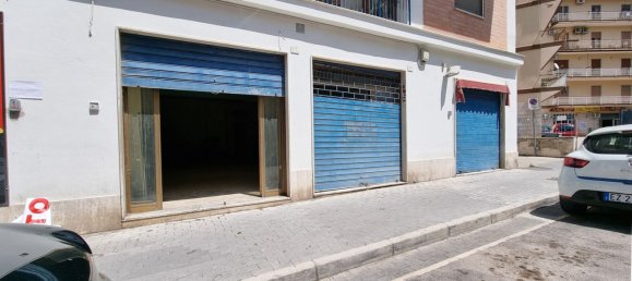 90m² Commercial property in Caserta, Italy No. 175611 15