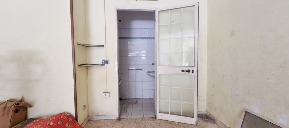 90m² Commercial property in Caserta, Italy No. 175611 13
