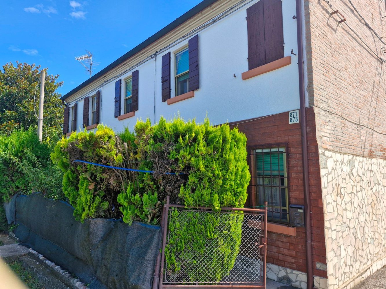 8 rooms Villa in Ferrara, Italy No. 288429