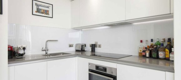 Studio in Canary Wharf, United Kingdom No. 5649 3