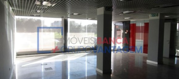 195m² Commercial property in Carregal do Sal, Portugal No. 62808 5