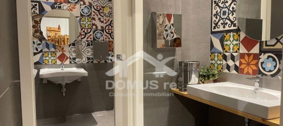 2 rooms Commercial property in Andria, Italy No. 237112 4