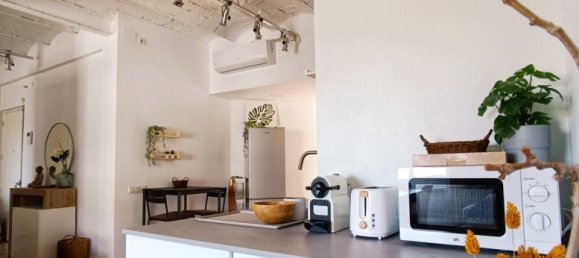 1 bedroom Apartment in Ciutat Vella, Spain No. 35861 3