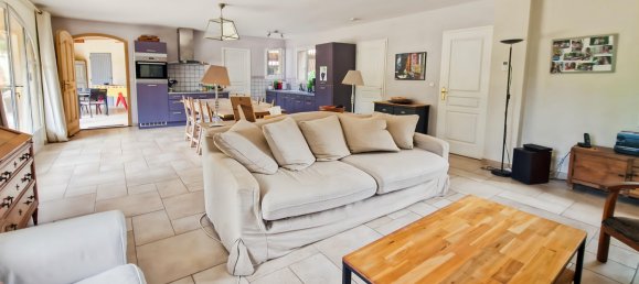 4 bedrooms House in Uzes, France No. 309101 18