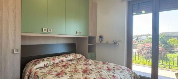 5 Schlafzimmer Villa in Mede, Italy, Nr. 365662 15