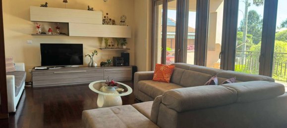 5 Schlafzimmer Villa in Mede, Italy, Nr. 365662 36