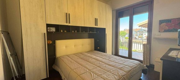 5 Schlafzimmer Villa in Mede, Italy, Nr. 365662 23