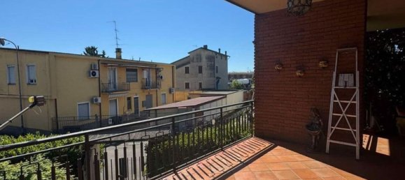 5 Schlafzimmer Villa in Mede, Italy, Nr. 365662 18