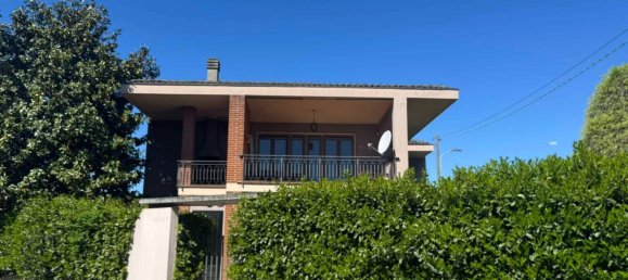 5 Schlafzimmer Villa in Mede, Italy, Nr. 365662 21
