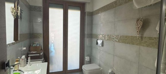 5 Schlafzimmer Villa in Mede, Italy, Nr. 365662 30