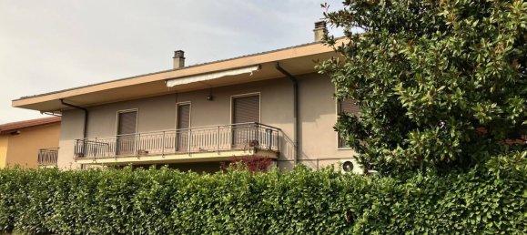 5 Schlafzimmer Villa in Mede, Italy, Nr. 365662 11