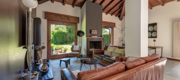 Вилла с 10 спальнями в Тавернерио, Италия № 361915 7