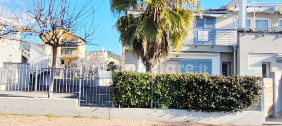 Квартира с 2 спальнями в Черво, Италия № 36588 4