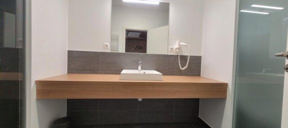 3-salle Appartement à Schwechat, Austria No. 38022 8