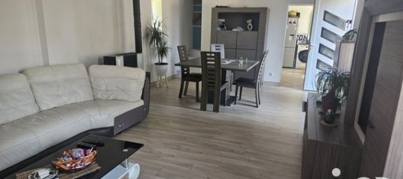 4 bedrooms House in Eure, France No. 356123 2