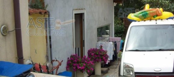 11 rooms House in Aprilia, Italy No. 229305 28