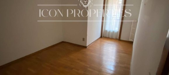 3 rooms Apartment in Milan, Italy No. 243372 12