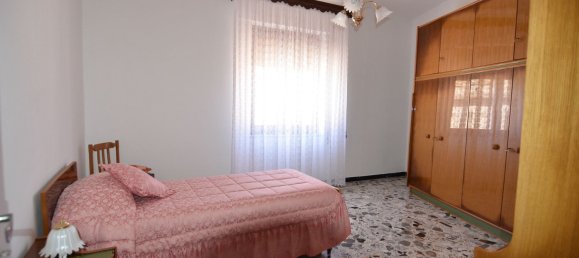 6 rooms Duplex in Cuglieri, Italy No. 288613 4