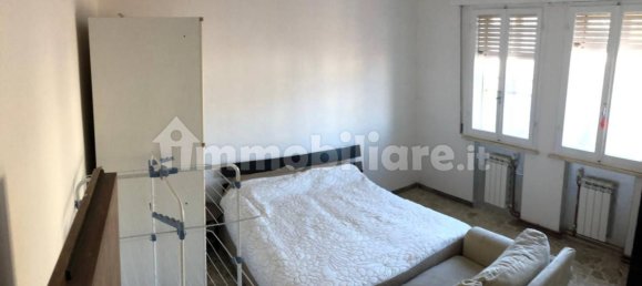 3 bedrooms Villa in Masi Torello, Italy No. 250815 3