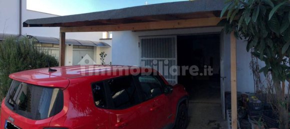 3 bedrooms Villa in Masi Torello, Italy No. 250815 11