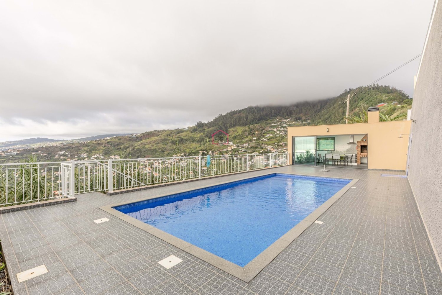 3 bedrooms Villa in Calheta, Portugal No. 115309