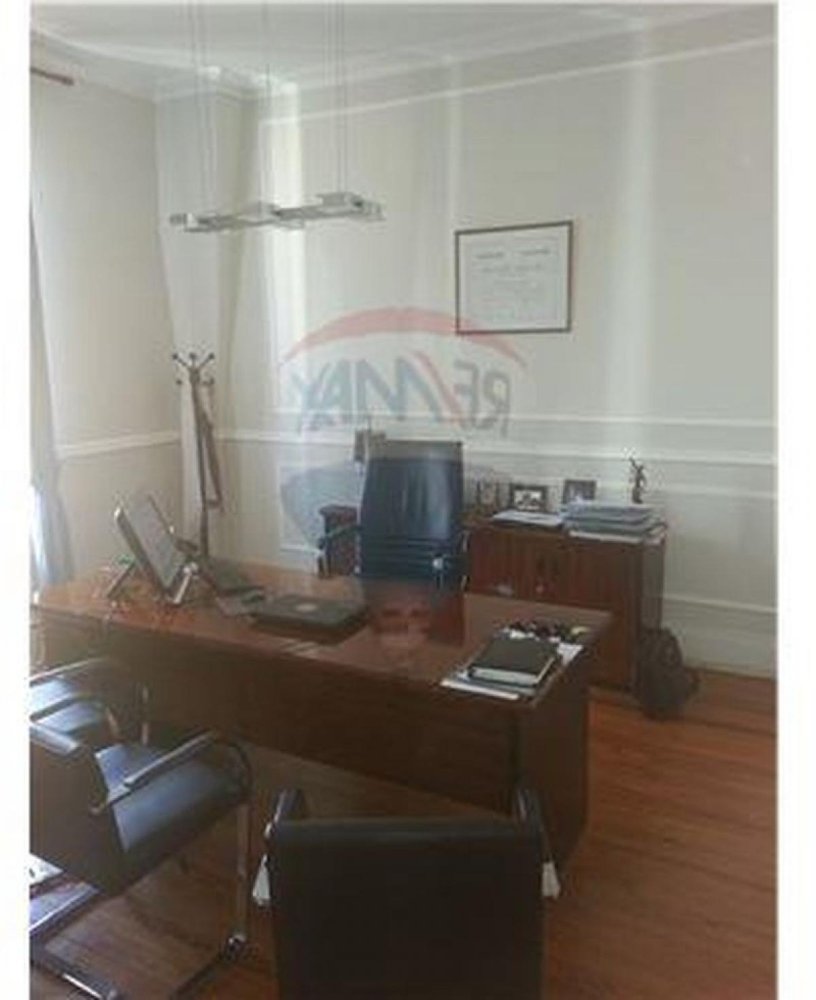  مكتب في Buenos Aires, Argentina 255متر مربع رقم 104313