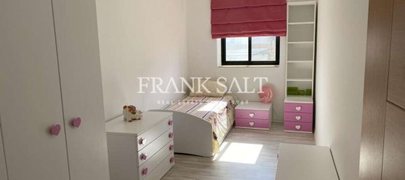 Квартира с 3 спальнями в Свийи, Мальта № 9783 8