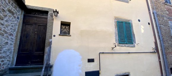 3 bedrooms Apartment in Cortona, Italy No. 333 2