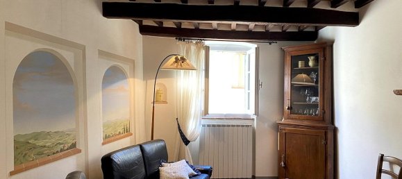 3 bedrooms Apartment in Cortona, Italy No. 333 5