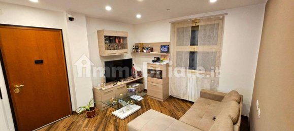 3 bedrooms Apartment in Genoa, Italy No. 313379 2