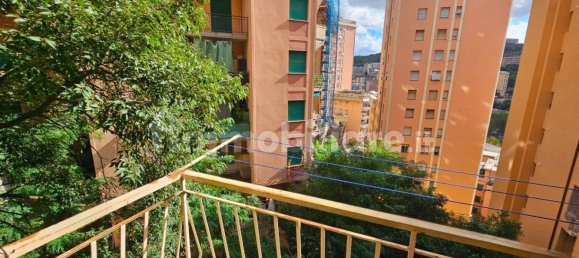 3 bedrooms Apartment in Genoa, Italy No. 313379 8