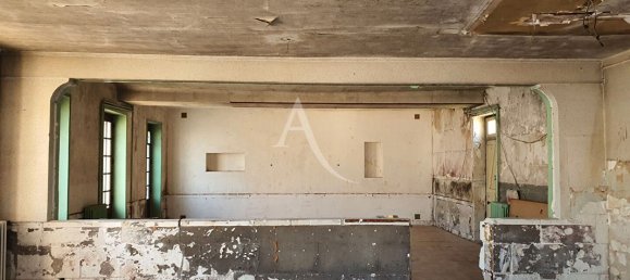 5 bedrooms House in Indre, France No. 253415 3