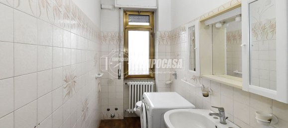 Apartamento de 3 habitaciónes en Cologno Monzese, Italy No. 273861 16