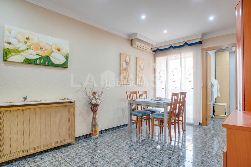 3 غرف نوم شقة في L'Hospitalet de Llobregat, Spain رقم 243072