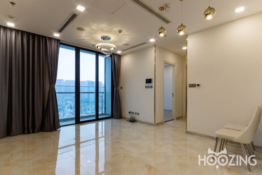 2 rooms Office in District 1, Vietnam No. 18168