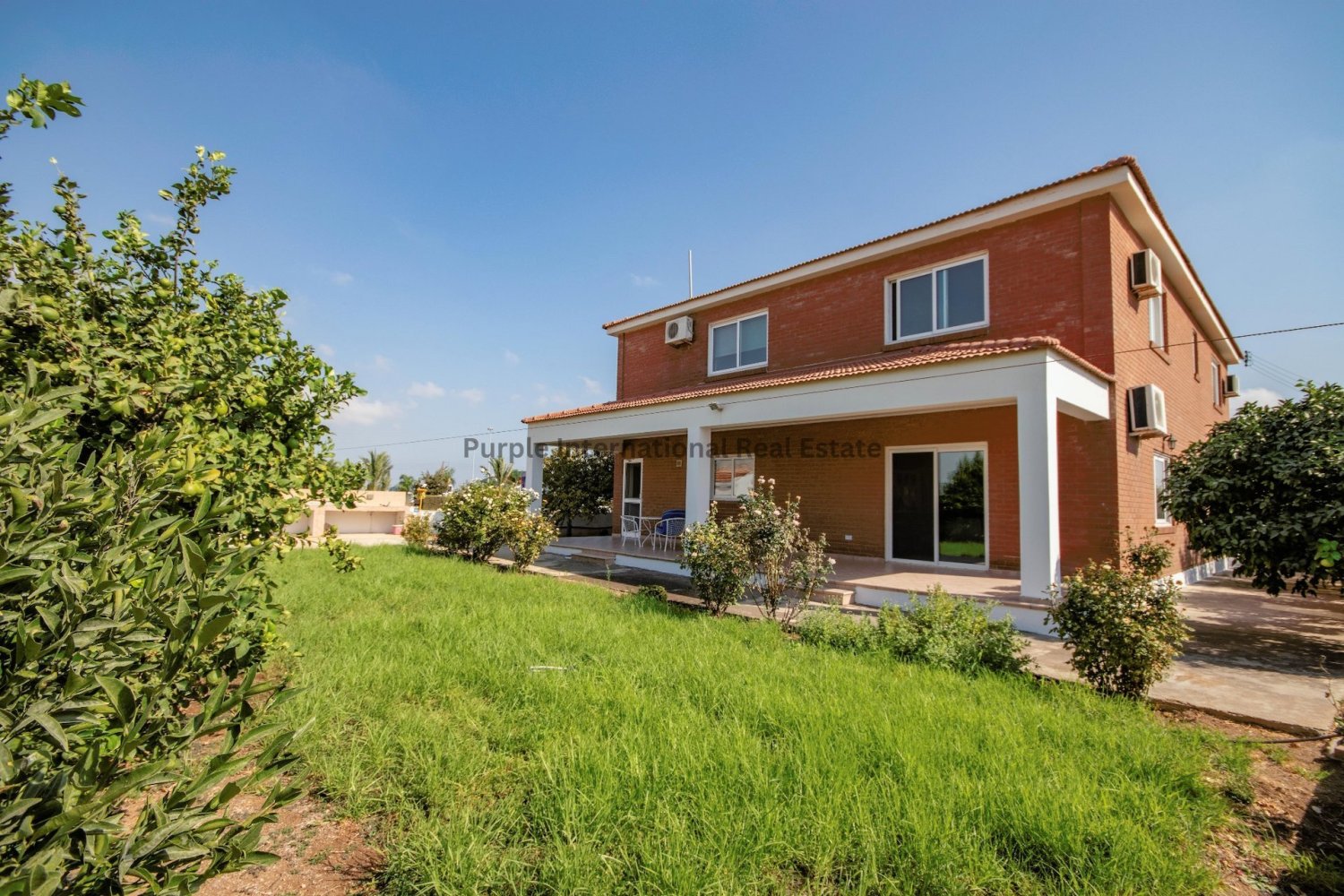 4 bedrooms Villa in Kiti, Cyprus No. 1007