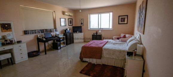 4 bedrooms Villa in Kiti, Cyprus No. 1007 25