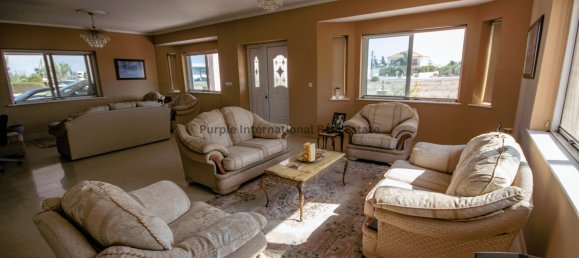 4 bedrooms Villa in Kiti, Cyprus No. 1007 15