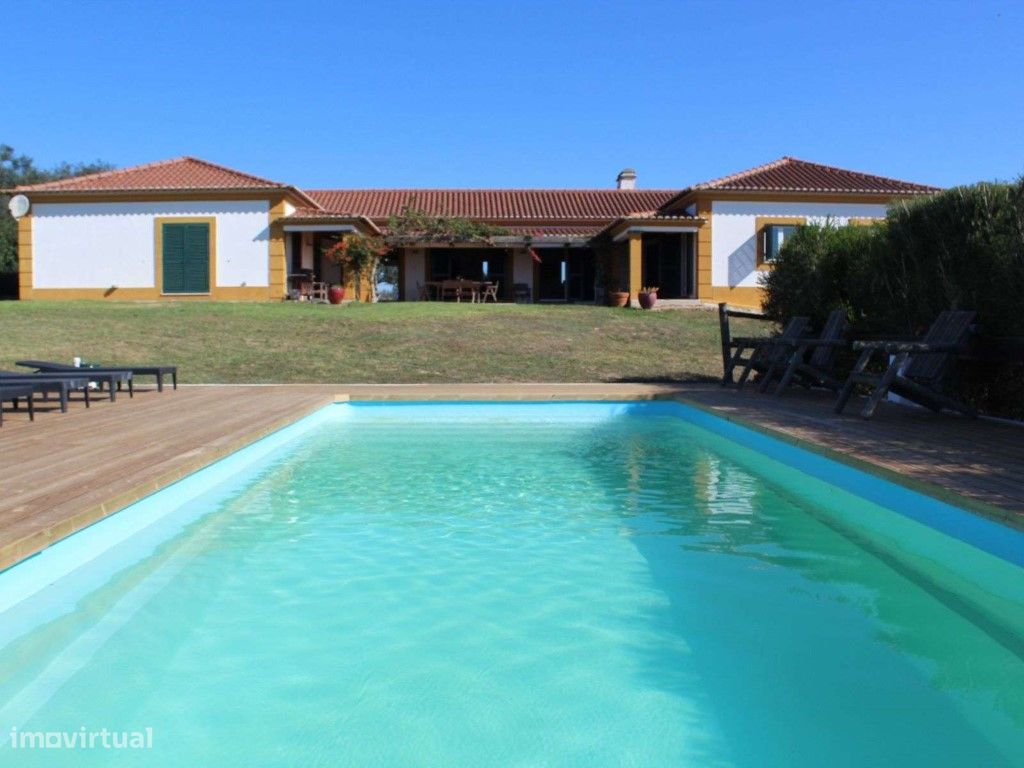 52500m² Land in Alcacovas, Portugal No. 121907