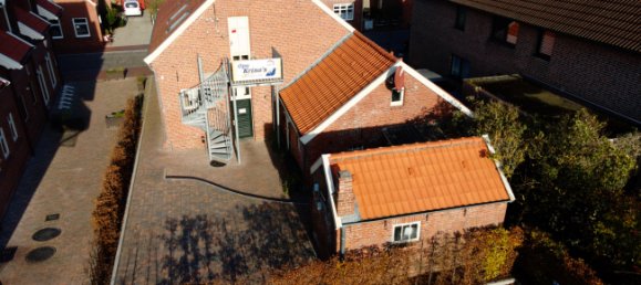 2 bedrooms Building in Leer, Germany No. 194482 4