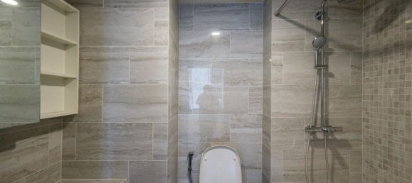 2 bedrooms Apartment in District 10, Vietnam No. 17521 2