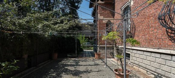 5 غرف نوم فيلا في Cesano Maderno, Italy رقم 231360 17