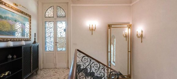 5 غرف نوم فيلا في Cesano Maderno, Italy رقم 231360 10