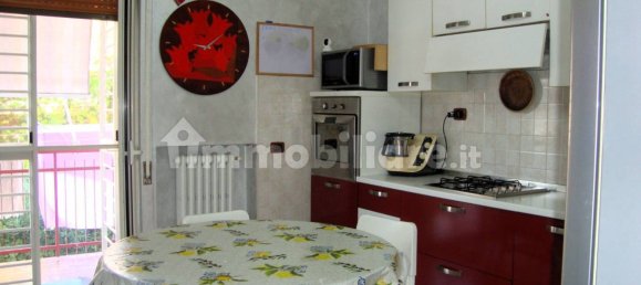 3 Schlafzimmer Wohnung in Bari, Italy, Nr. 335699 5